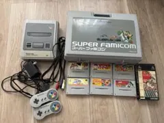 任天堂スーパーファミコン、本体ケース、コントローラー2個、ソフト付き