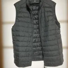 ダウンベスト グレー