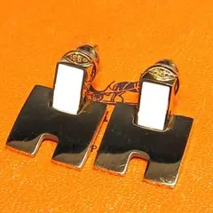 お値下げ！　エルメス アイリーンピアス Hロゴ ピンクゴールド×ホワイト お値下げ！ エルメス アイリーンピアス Hロゴ ピンクゴールド×ホワイト