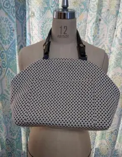 Item thumbnail for item 178784d3-c6dd-462c-a318-d3567b1262e6