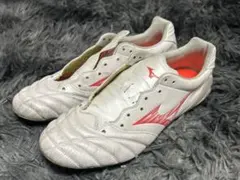 MIZUNOサッカースパイク ホワイト レッド 限定カラー 26cm 値下げ可能