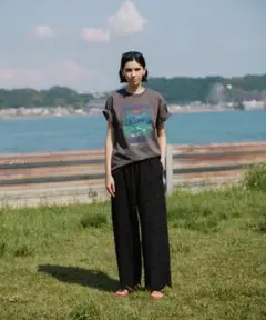 Freada 箔加工 riverTシャツ