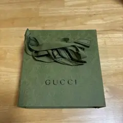 GUCCI ギフトボックス グリーン