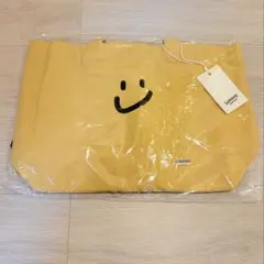 Lemon8公式 イエロースマイリーフェイスバッグ