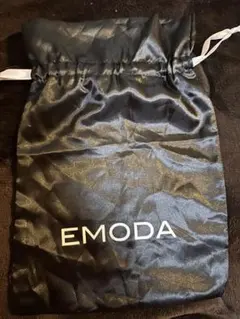 EMODA 巾着袋 ショッパー ブラック　新品　未使用　限定　入手困難　サテンのサムネイル