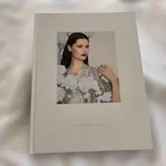 ヴァンクリーフ アーペル　非売品　本 Van Cleef & Arpels（本）のフリマアイテム一覧