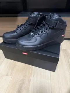 Supreme × Nike Air Force 1 Mid 