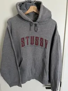 即完売モデル】STUSSY☆刺繍ロゴ パイルアーチロゴ パーカー 希少入手
