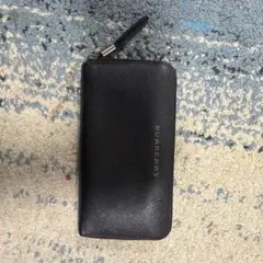 BURBERRY ラウンドファスナー 長財布 ブラック　ジャンク品のサムネイル