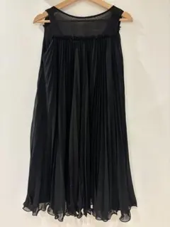 ROYALPARTY 黒　パーティードレス　プリーツ膝丈