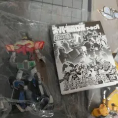 スーパー戦隊ロボ　フィギュア　マジキング