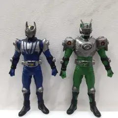 仮面ライダー龍騎　仮面ライダーゾルダ　 ナイト ソフビ