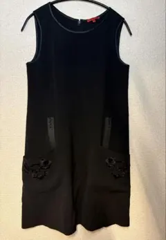 VIVIENNE TAM 花柄刺繍入り ノースリーブワンピース ブラック - メルカリ