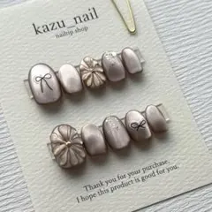 576【現品15458】 マグネットネイル　ニュアンス　淡色　落書きネイル　花