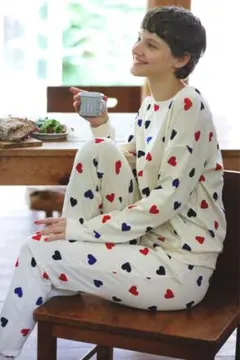 petit bateau 長袖ハートパジャマ M 新品未使用のサムネイル