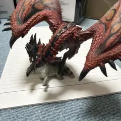 モンスターハンター 組立式DXスタチューモデルモンスターズ リオレウス
