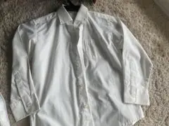 ホワイト 長袖シャツ 胸ポケット付き