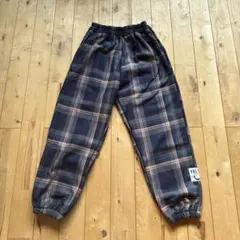 ネイビー系チェック柄ロングパンツ
