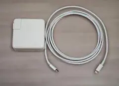 Apple純正 61W　USB-C 電源アダプタ　USB-C 充電ケーブル