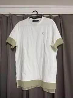 【値下げ】FRED PERRY 半袖Tシャツ ホワイト×ベージュのサムネイル