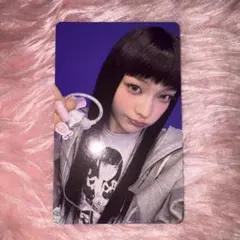 値下げ】illit bomb merch ver イヤホン イヤモニ トレカ - メルカリ
