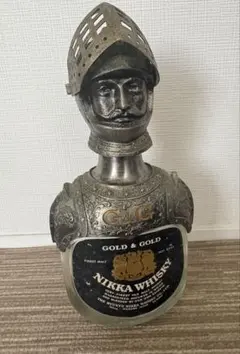 NIKKA ニッカウイスキー ボトルカバー シルバー 騎士 鎧 甲冑 - メルカリ