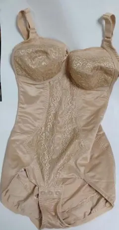 ノエビア ボディスーツ　補正下着　D75L