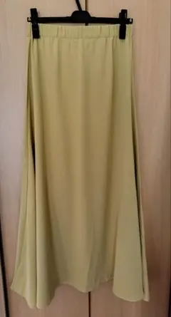 マキシ丈　サテンマーメイドスカート