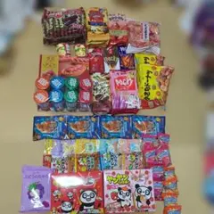 ミ*マ様 お菓子まとめ売り　おまけ付き❗️