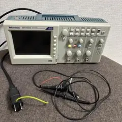 Tektronix TDS 3032 オシロスコープ 本日限定値下げ致します。 - メルカリ