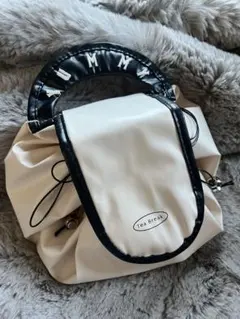 大容量 巾着メイクポーチ♡アイボリー