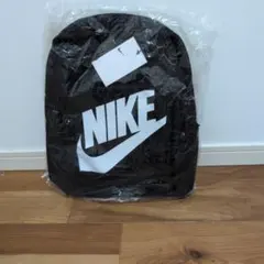 NIKE ブラックリュック