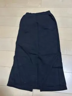 GU ブラック タイトスカート Sサイズ スリット入り