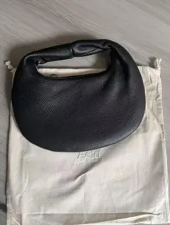 アエタ　aeta ディアレザー　ショルダー　M