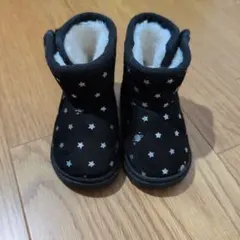 ブーツ　ベビー　13cm　黒　星　靴