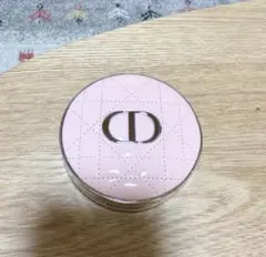 Dior クッションファンデーション ピンクケースのみのサムネイル