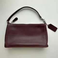 Item thumbnail for item f7ef75d9-c2dd-46f6-af1d-bfa912010f41