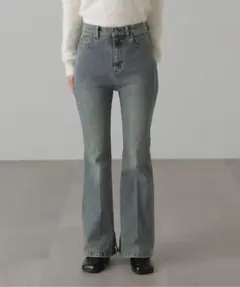 新品タグ付き FREE'S MART 美脚デニムパンツのサムネイル