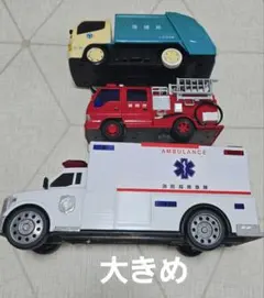 【まとめ売り】ファストレーン救急車　トイザらス(ライト、音なし)本体のみ　その他のサムネイル