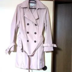 ピンク ダブルブレスト トレンチコート