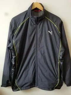 超美。PUMAメンズ保温裏地付きウインドブレーカー