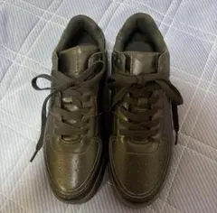Shoes in Closet 軽量厚底 ベーシック コートスニーカー