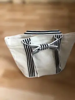 Item thumbnail for item 8bf3c2da-f3f8-46cd-91d0-2f3c1e3c1c8d