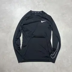 未使用級 Nike Pro ブラック 長袖 トップス Lサイズ