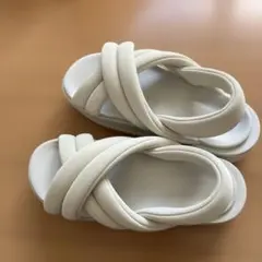 Nike ホワイト スポーツサンダル エアマックス アイラ 25cm