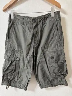 UNIQLO カーゴショートパンツ オリーブ Sサイズ