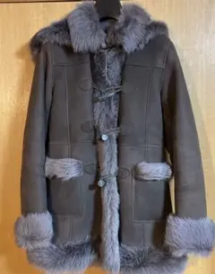 リアルムートン　チャコールグレー フード付きムートンコート