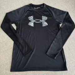 アンダーアーマー　スポーツシャツ