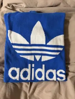 adidas トレフォイル ニットフーディ 青