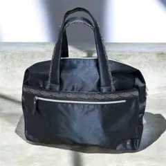 Item thumbnail for item ef4af437-6e95-4ee3-b979-fa29a5770e77